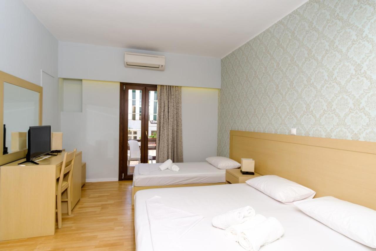 Aphrodite Hotel Syros Kini Esterno foto